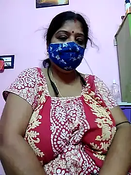 Snapshot of Kayra_34 chatting on February 26, 2025, 5:31 pm Kayra 34 online show from February 26, 2025, 5:31 pm