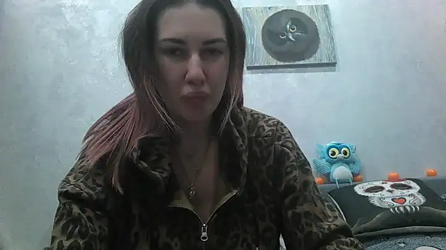 Snapshot of BlueXOwl chatting on December 18, 2025, 5:28 pm BlueXOwl online show from December 18, 2025, 5:28 pm