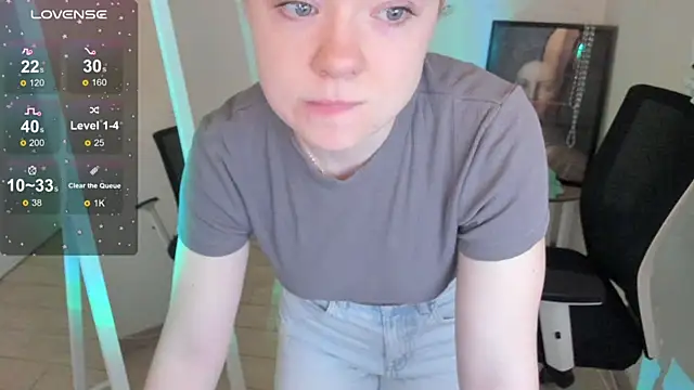 Florence meow online show from April 8, 2026, 6:26 am