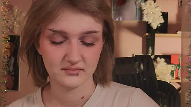 Snapshot of ELLIEJAY chatting on January 15, 2026, 5:22 am ELLIEJAY online show from January 15, 2026, 5:22 am