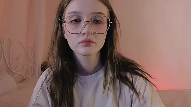 ELLIEJAY online show from March 20, 2025, 8:19 pm