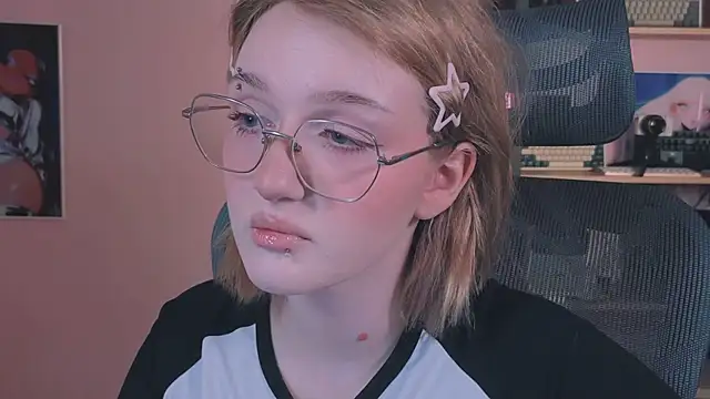 Snapshot of ELLIEJAY chatting on February 7, 2026, 5:26 am ELLIEJAY online show from February 7, 2026, 5:26 am