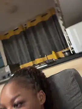 SexxyLunar online show from March 26, 2026, 9:24 pm