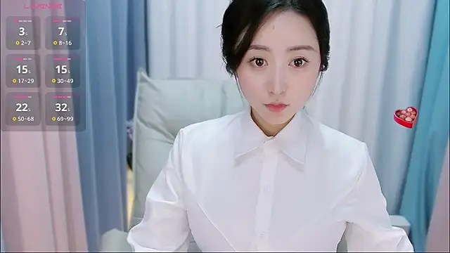 Snapshot of Liiniie-Lovers chatting on January 4, 2025, 12:05 am Liiniie-Lovers online show from January 4, 2025, 12:05 am