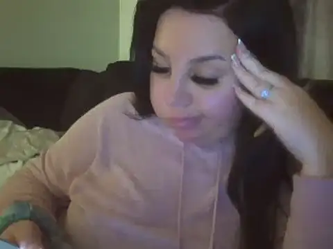 Snapshot of magical_mia chatting on February 13, 2025, 6:26 pm magical mia online show from February 13, 2025, 6:26 pm