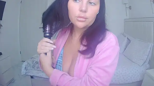 Snapshot of magical_mia chatting on March 25, 2026, 12:15 pm magical mia online show from March 25, 2026, 12:15 pm