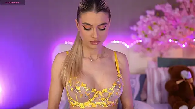HaileyMadow online show from May 24, 2026, 7:08 am