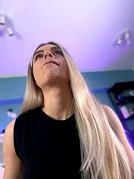 Snapshot of HaileyMadow chatting on October 26, 2025, 7:20 am HaileyMadow online show from October 26, 2025, 7:20 am