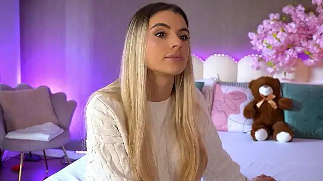 Snapshot of HaileyMadow chatting on March 21, 2026, 8:19 am HaileyMadow online show from March 21, 2026, 8:19 am