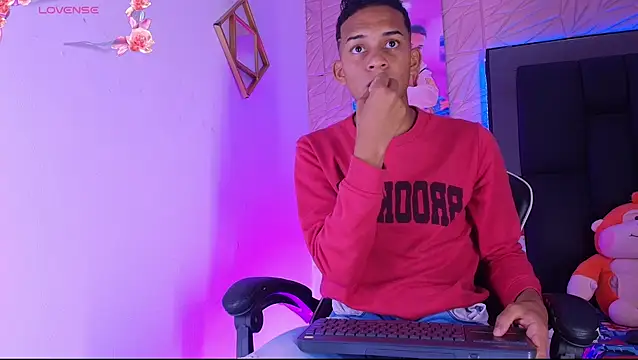 Snapshot of dilan_alfonzo chatting on June 12, 2026, 7:00 pm dilan alfonzo online show from June 12, 2026, 7:00 pm