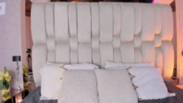 AnthonellaSweet online show from October 21, 2025, 11:53 am