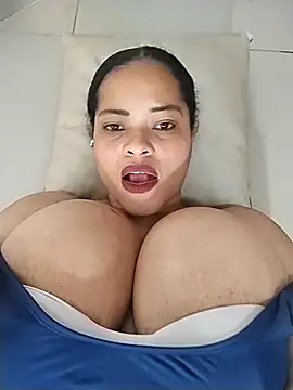 Snapshot of sweetpe chatting on March 21, 2026, 8:19 am sweetpe online show from March 21, 2026, 8:19 am