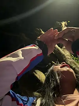 Snapshot of Samys_World chatting on February 26, 2025, 1:25 am Samys World online show from February 26, 2025, 1:25 am