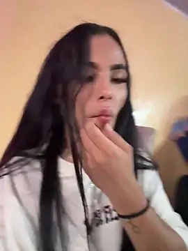 Snapshot of Samys_World chatting on February 20, 2025, 2:40 am Samys World online show from February 20, 2025, 2:40 am