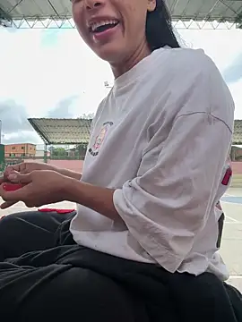 Snapshot of Samys_World chatting on March 9, 2025, 6:54 pm Samys World online show from March 9, 2025, 6:54 pm