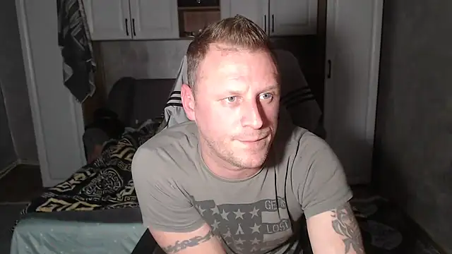 ANGELALEXYNO2024 online show from November 14, 2025, 10:24 pm