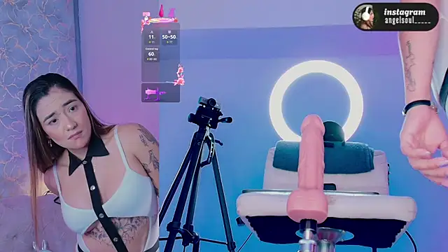 Angelst   online show from April 29, 2026, 1:32 am