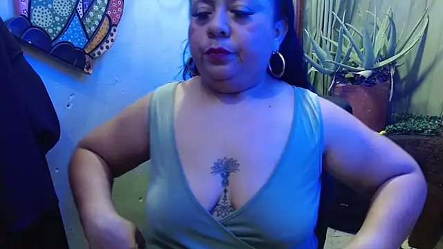 CanelaCollins online show from February 24, 2026, 4:13 am