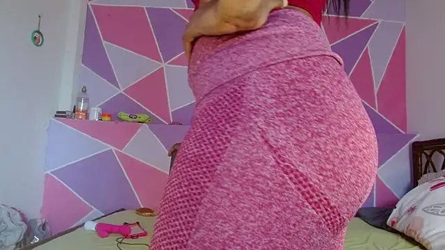 Snapshot of ebony_alika1 chatting on December 14, 2024, 6:09 pm ebony alika1 online show from December 14, 2024, 6:09 pm