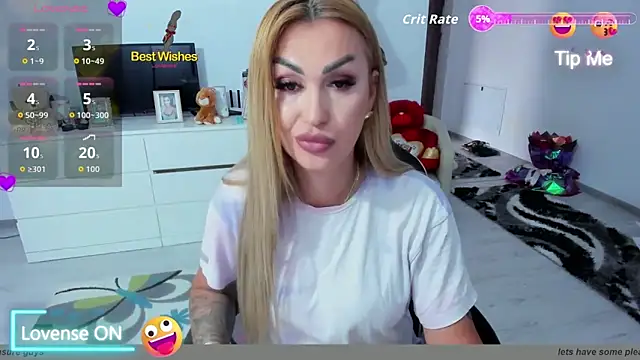 GlossyDiamondX online show from September 11, 2025, 5:40 am