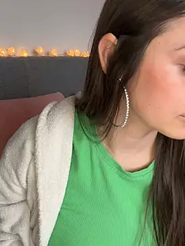 Snapshot of Loella-Rose chatting on January 23, 2025, 11:37 am Loella-Rose online show from January 23, 2025, 11:37 am