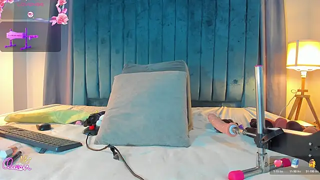 Snapshot of blondehorny69 chatting on March 18, 2026, 7:04 pm blondehorny69 online show from March 18, 2026, 7:04 pm