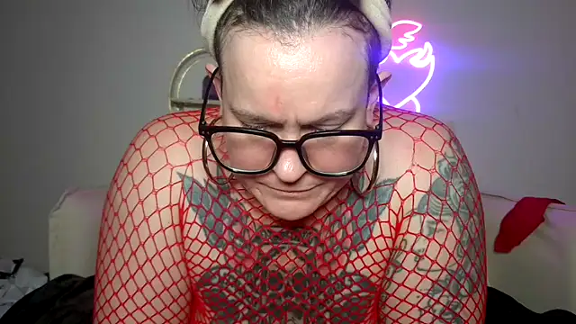 quinnmariexo online show from February 5, 2026, 4:30 am