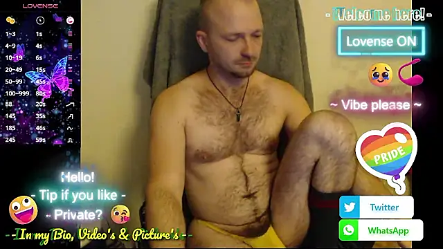 RealManHaveHairy online show from October 6, 2025, 5:13 pm