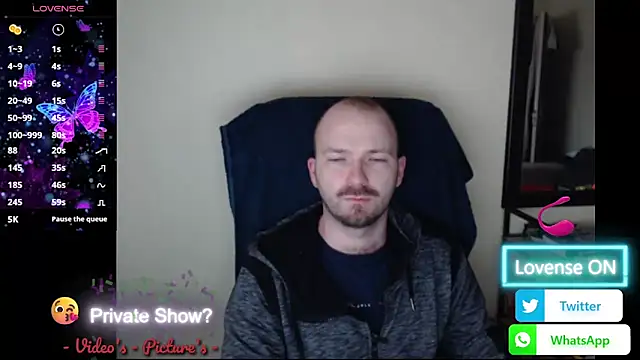 RealManHaveHairy online show from May 18, 2026, 5:29 pm