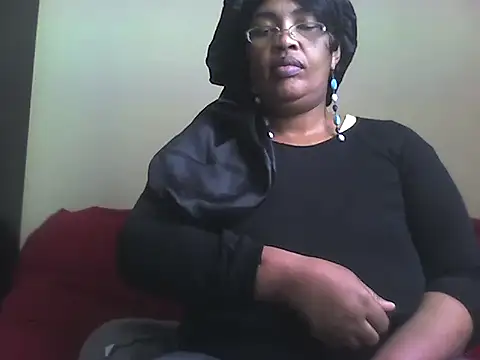 Snapshot of SexxyBoob chatting on October 4, 2025, 12:28 pm SexxyBoob online show from October 4, 2025, 12:28 pm
