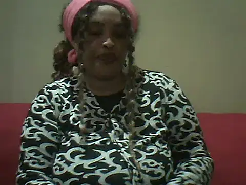 Snapshot of SexxyBoob chatting on May 20, 2026, 12:29 am SexxyBoob online show from May 20, 2026, 12:29 am
