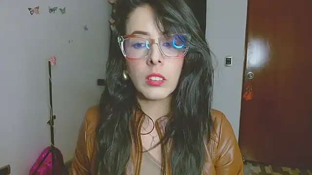 ella peck online show from February 7, 2026, 2:52 am