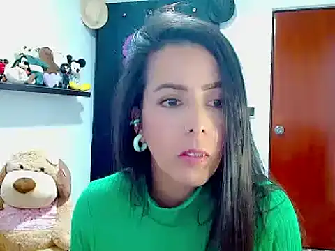Snapshot of ella_peck chatting on December 22, 2024, 4:17 am ella peck online show from December 22, 2024, 4:17 am