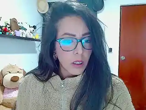 Snapshot of ella_peck chatting on December 31, 2024, 5:33 am ella peck online show from December 31, 2024, 5:33 am