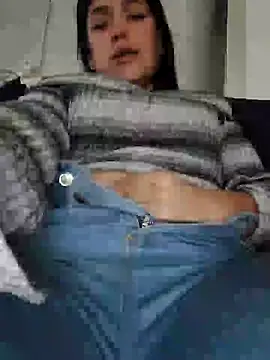 Snapshot of Sophie-hatter chatting on February 14, 2025, 10:58 pm Sophie-hatter online show from February 14, 2025, 10:58 pm