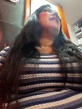 Snapshot of Sophie-hatter chatting on May 29, 2026, 2:01 pm Sophie-hatter online show from May 29, 2026, 2:01 pm
