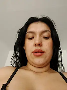 Snapshot of Sophie-hatter chatting on March 17, 2025, 8:30 pm Sophie-hatter online show from March 17, 2025, 8:30 pm