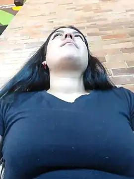 Snapshot of Sophie-hatter chatting on February 28, 2025, 2:31 pm Sophie-hatter online show from February 28, 2025, 2:31 pm