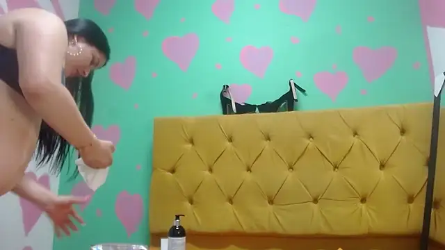 Snapshot of agathacorlincm101 chatting on February 4, 2025, 2:39 am agathacorlincm101 online show from February 4, 2025, 2:39 am