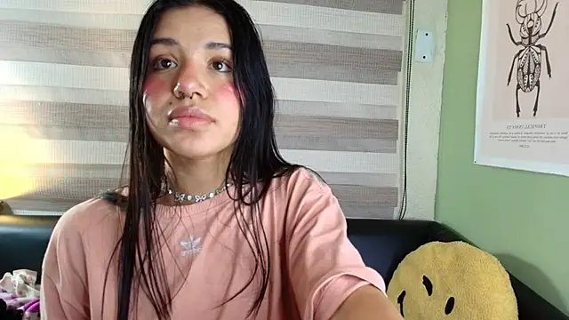 MiaaRose online show from March 22, 2025, 5:06 am