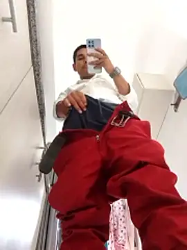 Snapshot of Felipesilv5 chatting on January 10, 2026, 5:52 pm Felipesilv5 online show from January 10, 2026, 5:52 pm