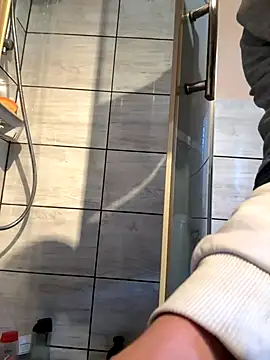 czruz online show from October 4, 2025, 12:39 pm