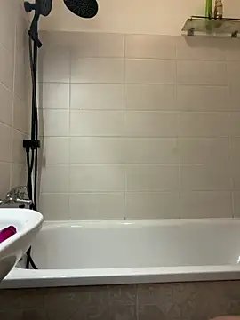 czruz online show from April 10, 2026, 12:50 am