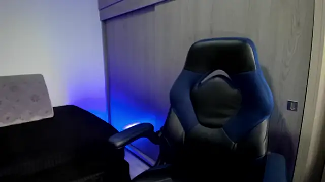 male pussy online show from January 13, 2026, 4:22 pm