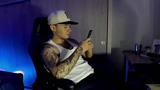 Snapshot of male_pussy chatting on January 11, 2026, 4:41 am male pussy online show from January 11, 2026, 4:41 am