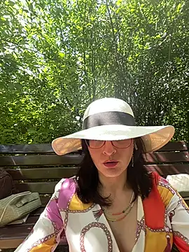 Snapshot of classyladyrellax chatting on June 16, 2026, 12:16 pm classyladyrellax online show from June 16, 2026, 12:16 pm
