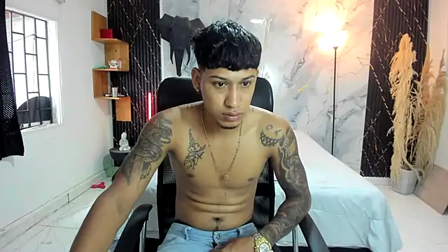slim master12 online show from June 3, 2026, 9:08 pm