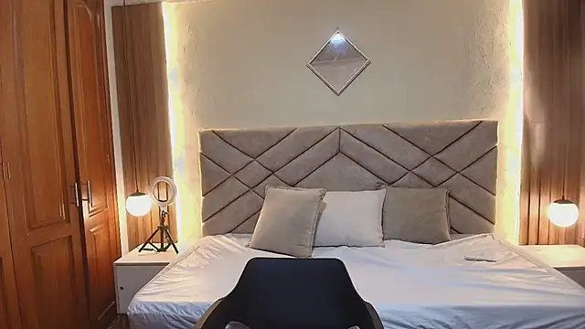 Raquel jones online show from March 27, 2026, 1:45 pm