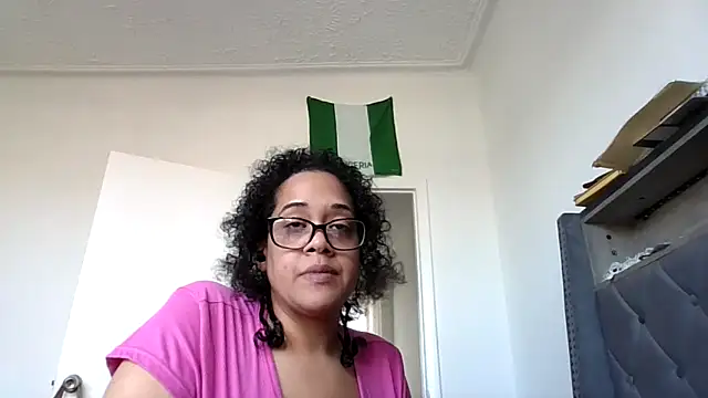 Ladycinnabon1 online show from November 28, 2025, 6:08 pm