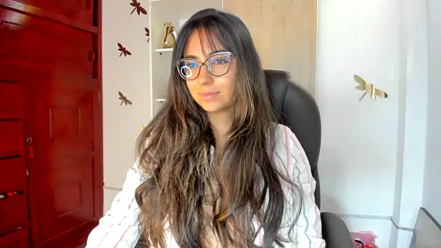 Isabellaa22 1 online show from November 15, 2025, 5:28 pm